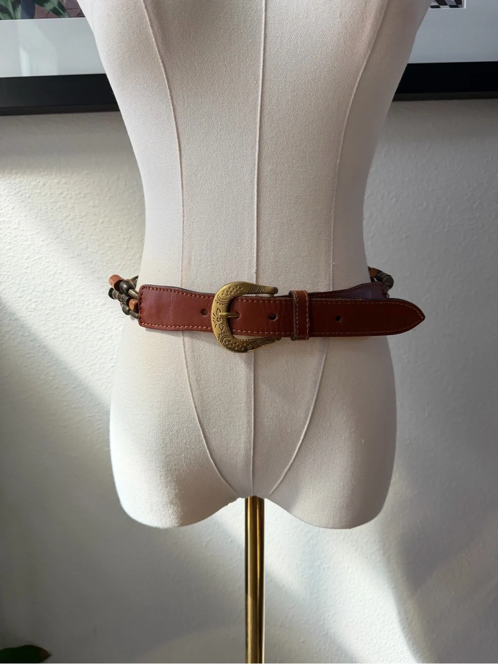 VINTAGE The Limited Genuine Leather Made in Korea Beaded Belt Statement Sz M